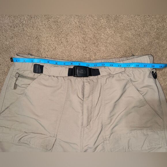 North Face hiking pant/short - Picture 7 of 9